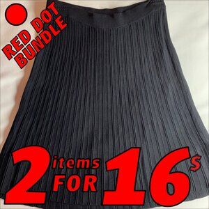 Willow & Thread Pleated Black Skirt, Size XS